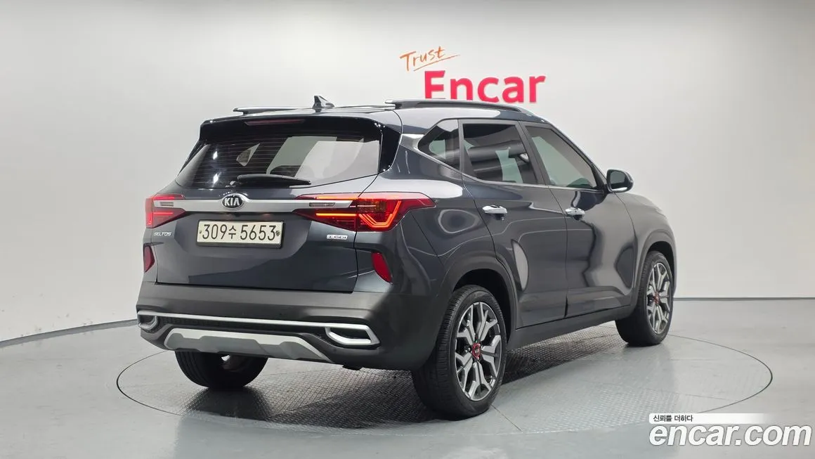 Kia Seltos 2022 из KR, фото 2