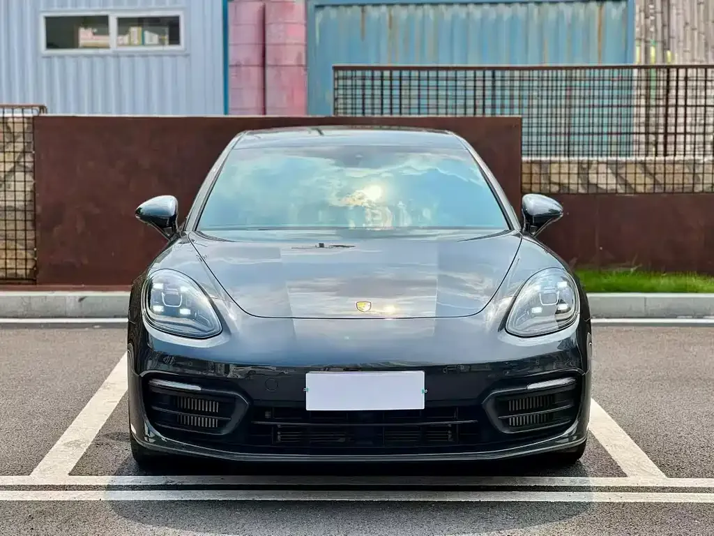 Porsche Panamera 2023 из CN, фото 2