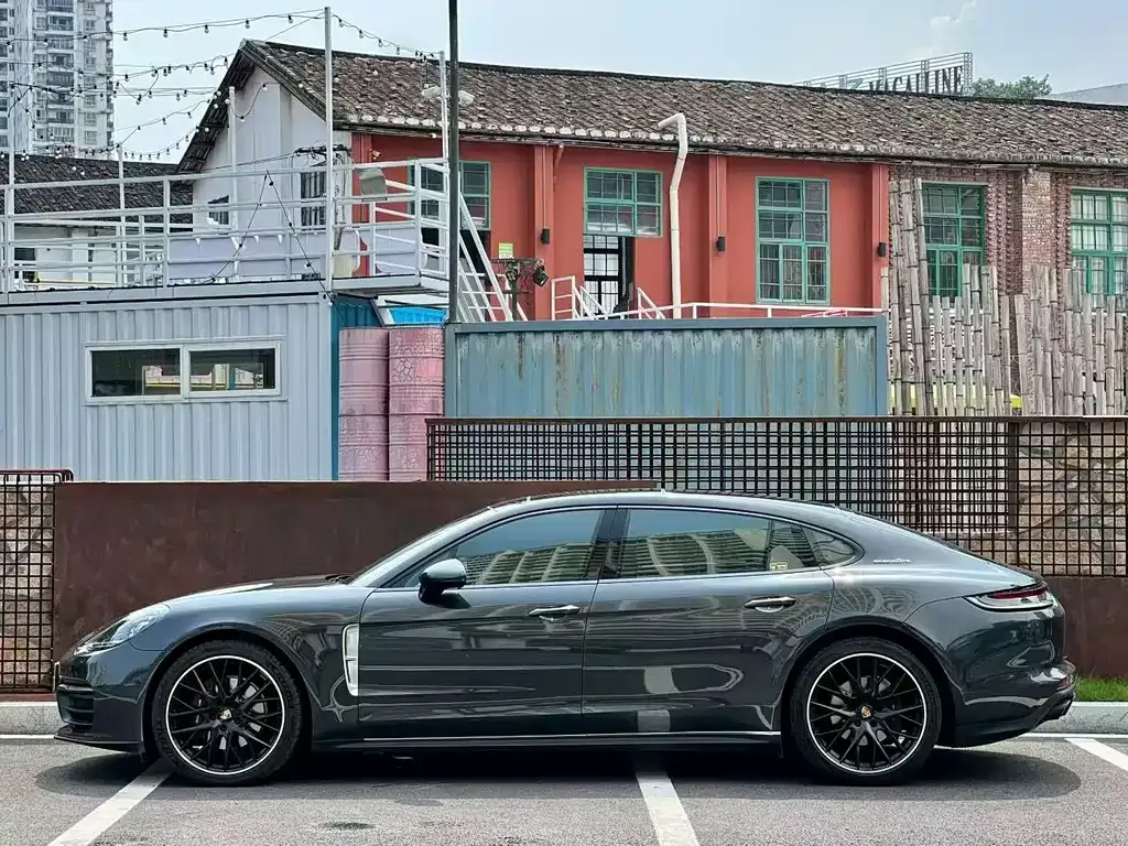 Porsche Panamera 2023 из CN, фото 3