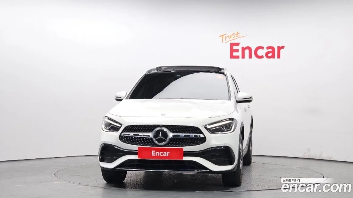 Mercedes-Benz GLA-Class — фото 3