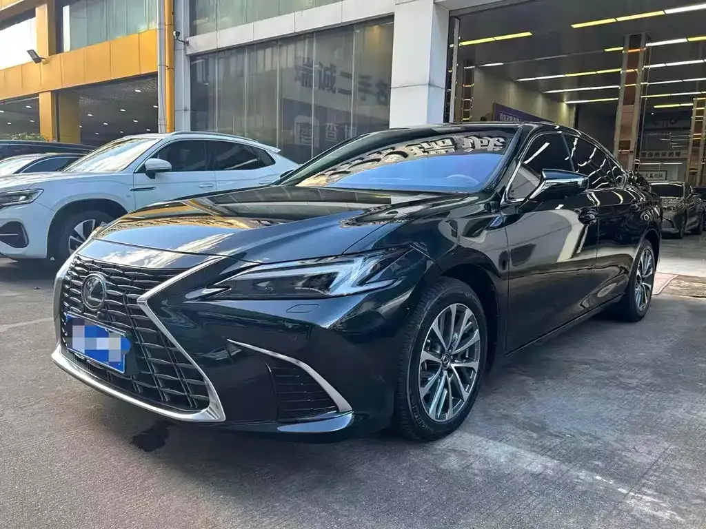 Lexus ES 2025 из CN, фото 1