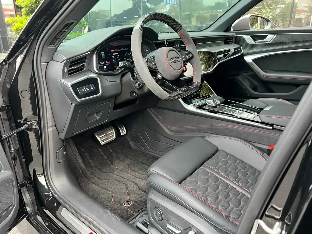 Audi RS 6 2024 из CN, фото 2