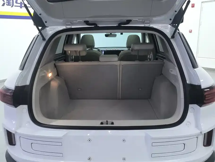 Geely Icon 2023 из CN, фото 4