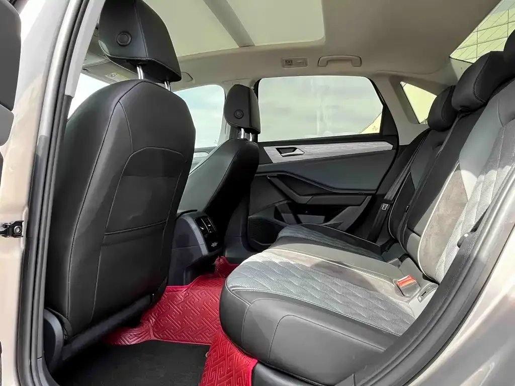 Volkswagen Sagitar 2022 из CN, фото 8