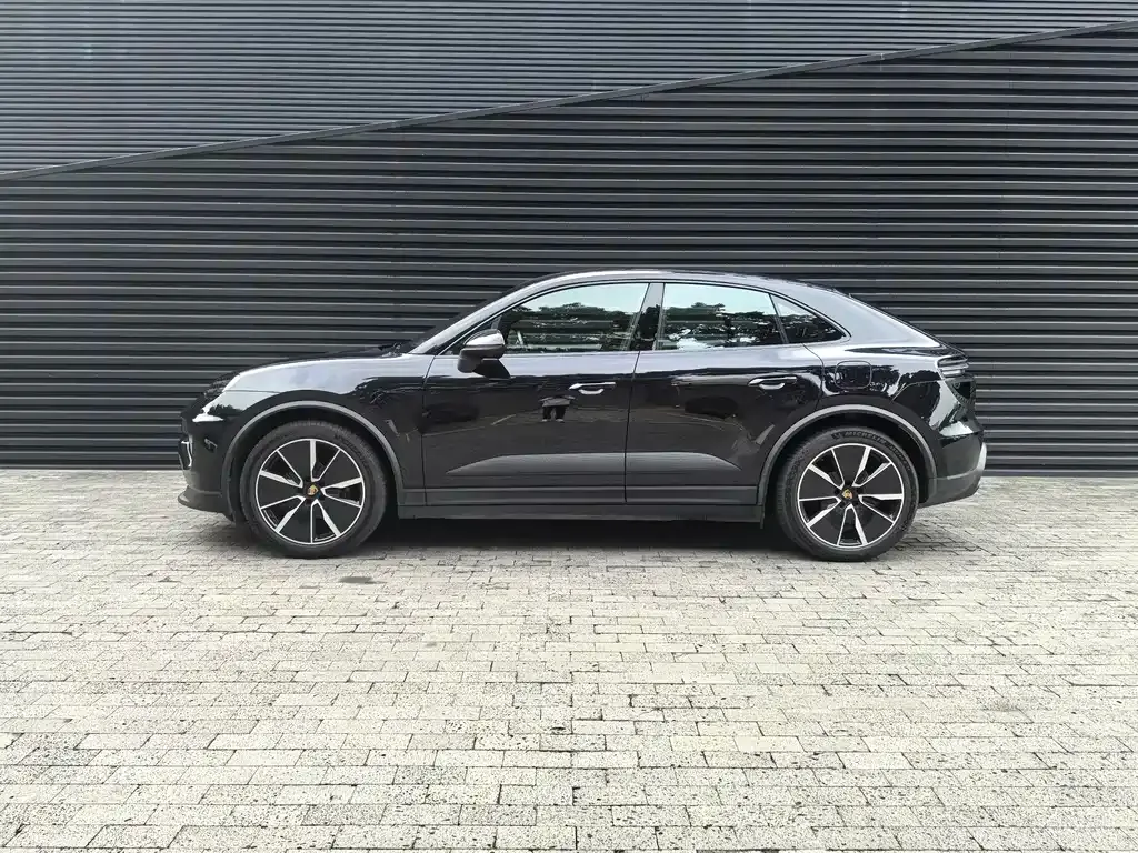 Porsche Macan EV — фото 4