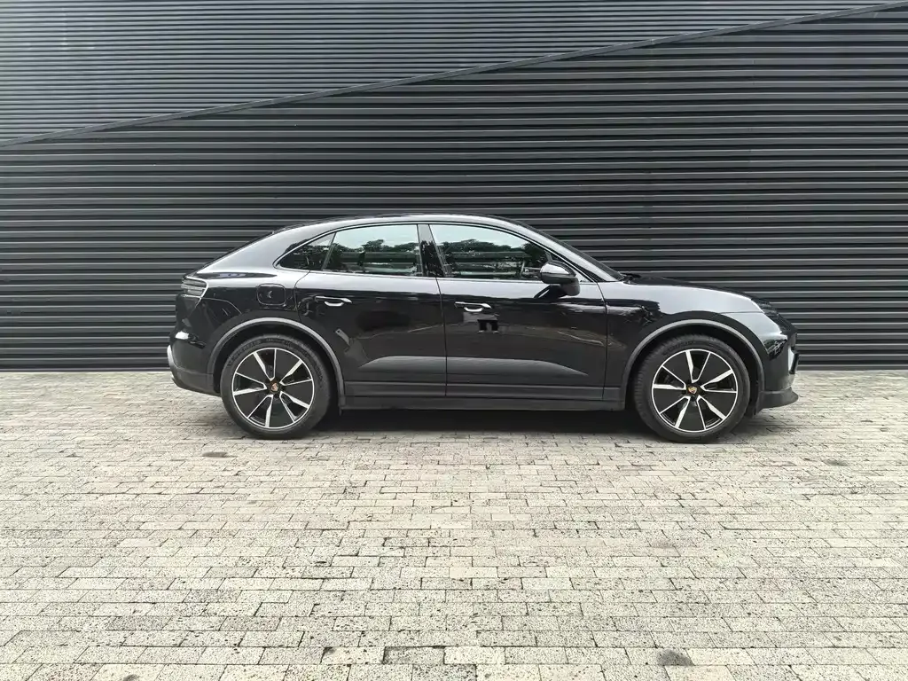 Porsche Macan EV — фото 5