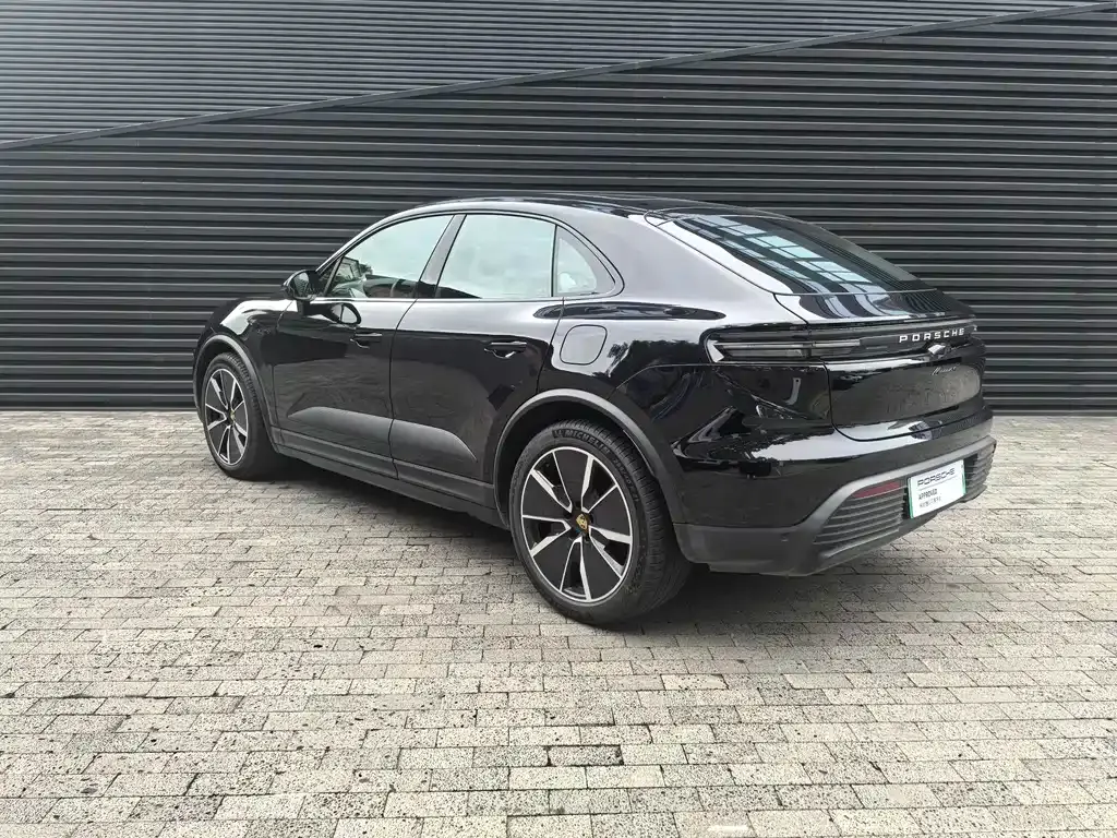 Porsche Macan EV — фото 8