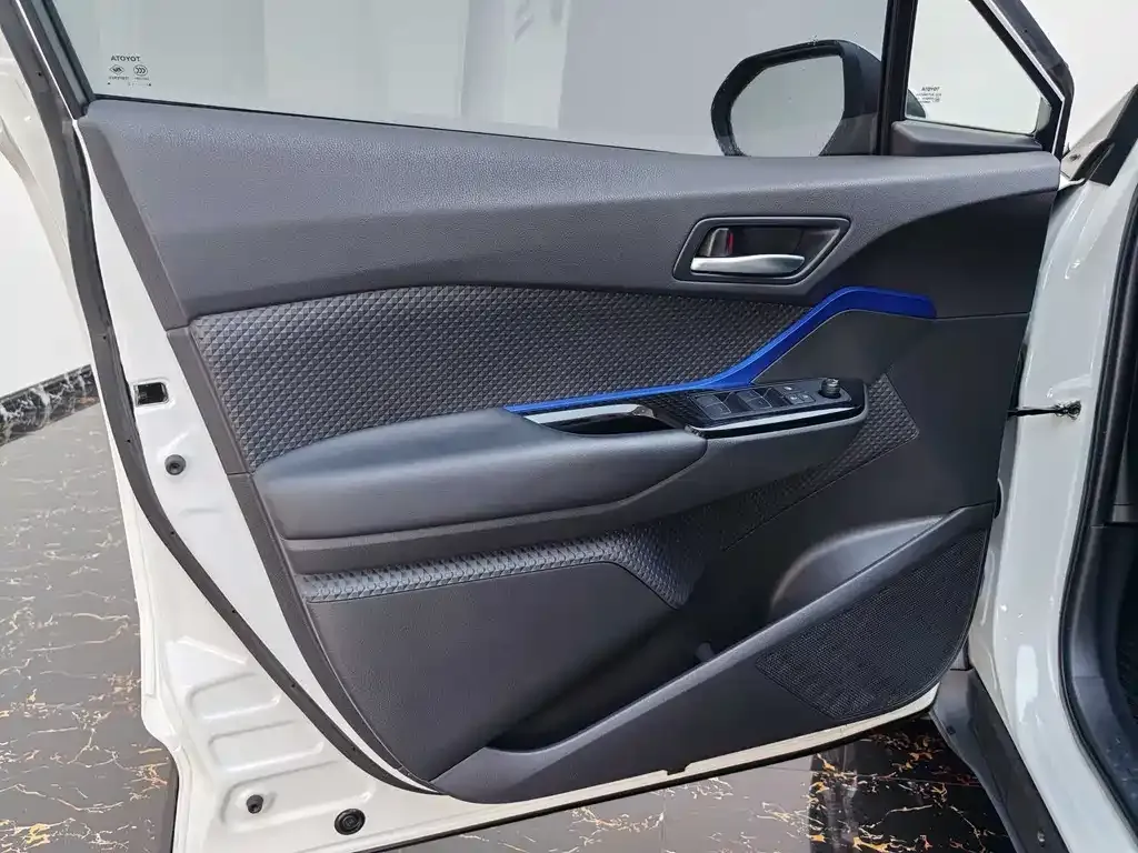 Toyota C-HR 2022 из CN, фото 6