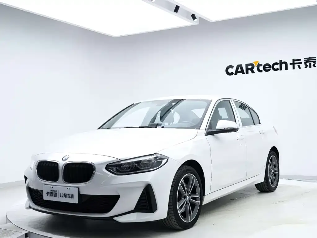 BMW 1 Series 2022 из CN, фото 9