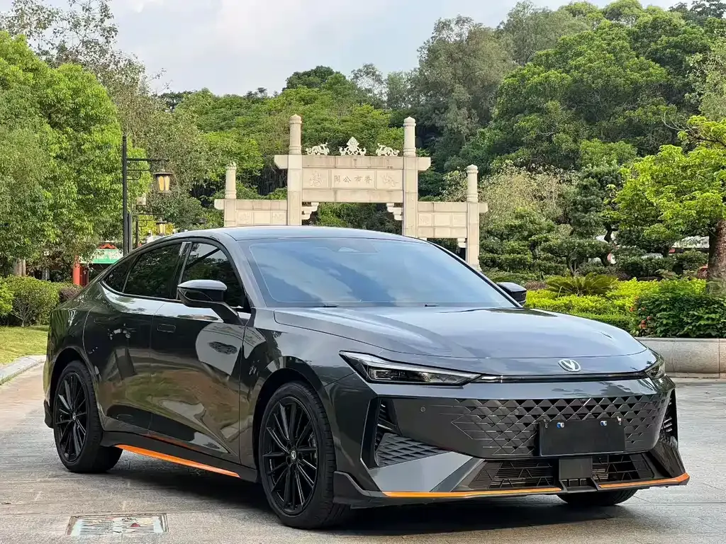 Changan UNI-V 2024 из CN, фото 3