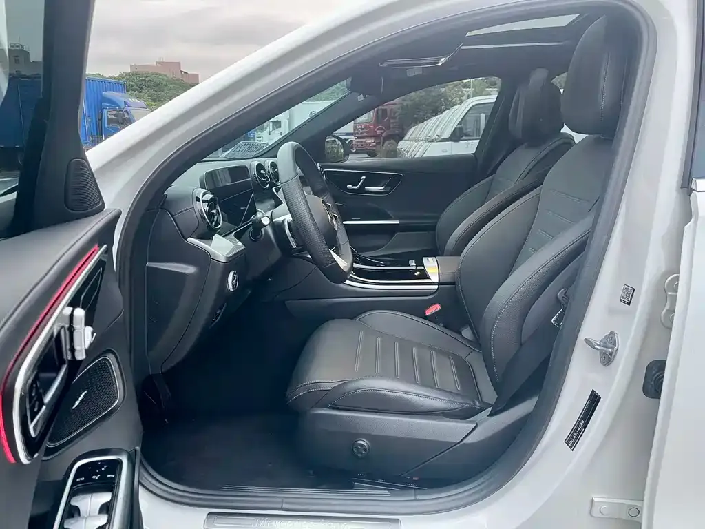 Mercedes-Benz C-Class 2023 из CN, фото 8