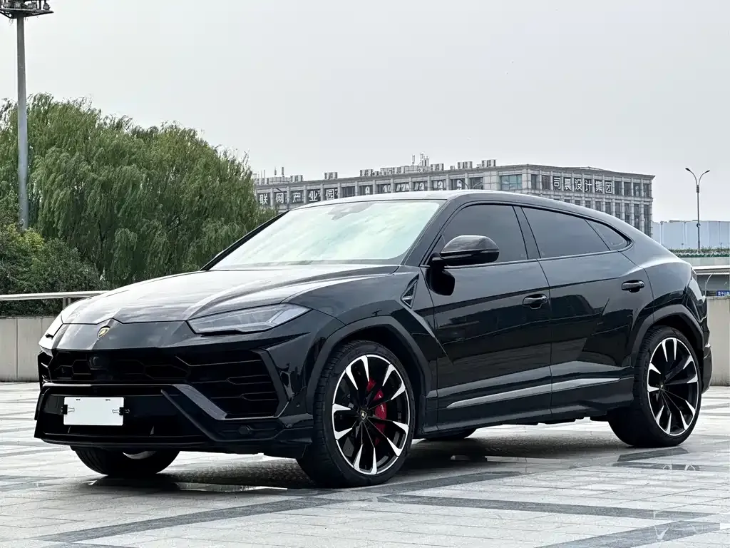 Lamborghini Urus 2022 из CN, фото 1