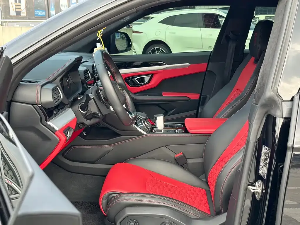 Lamborghini Urus 2022 из CN, фото 10