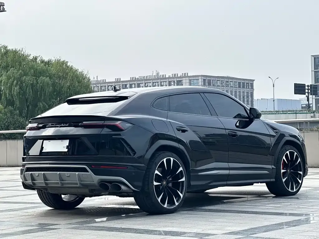 Lamborghini Urus 2022 из CN, фото 5