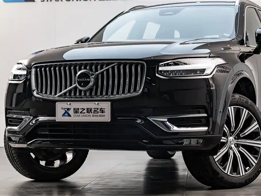 Volvo XC90 — фото 2