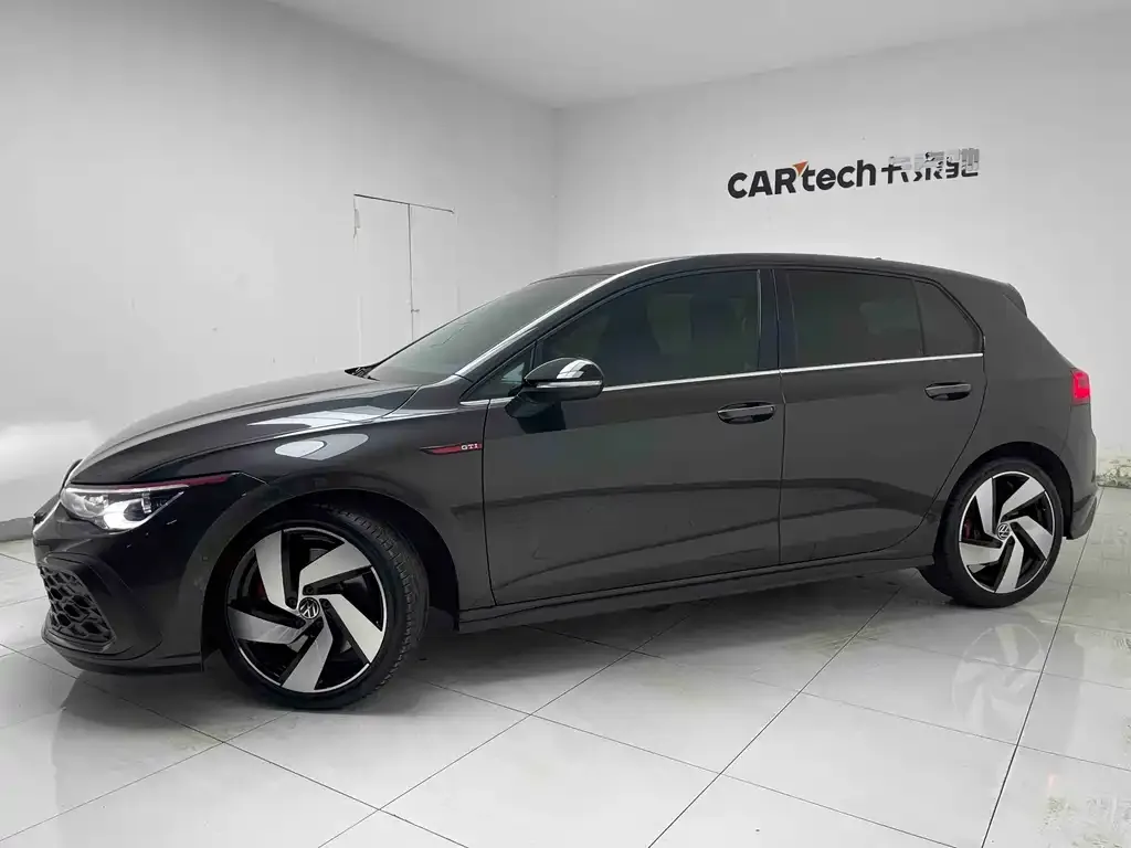 Volkswagen Golf GTI — фото 2