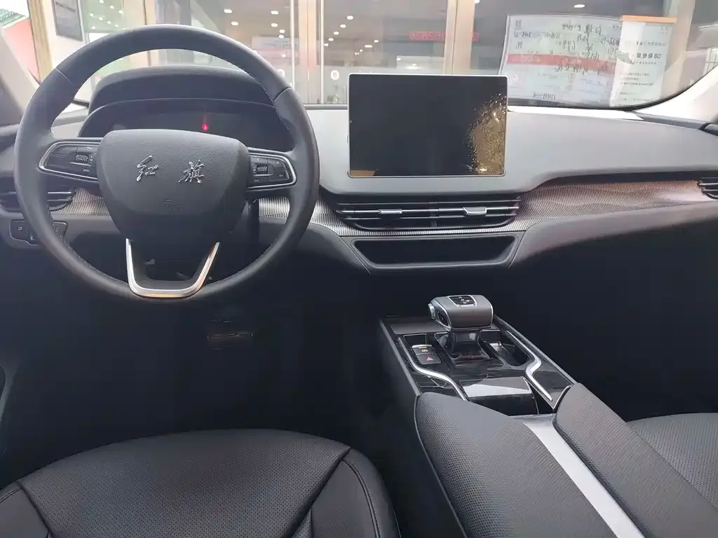 Hongqi E-QM5 — фото 7