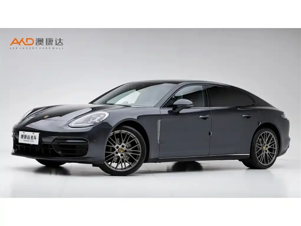Porsche Panamera — фото 1