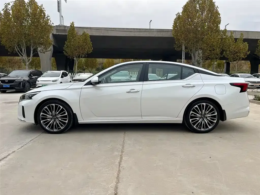Nissan Teana 2022 из CN, фото 4