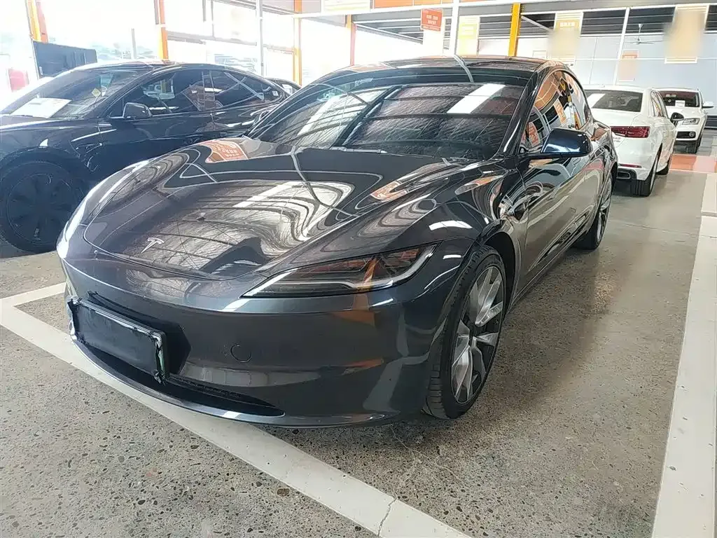 Tesla Model 3 2024 из CN, фото 2