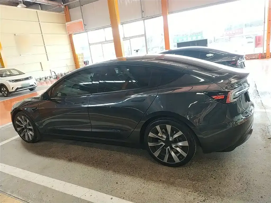 Tesla Model 3 2024 из CN, фото 5