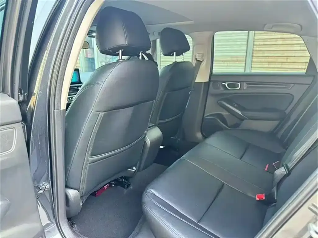 Honda Civic — фото 10