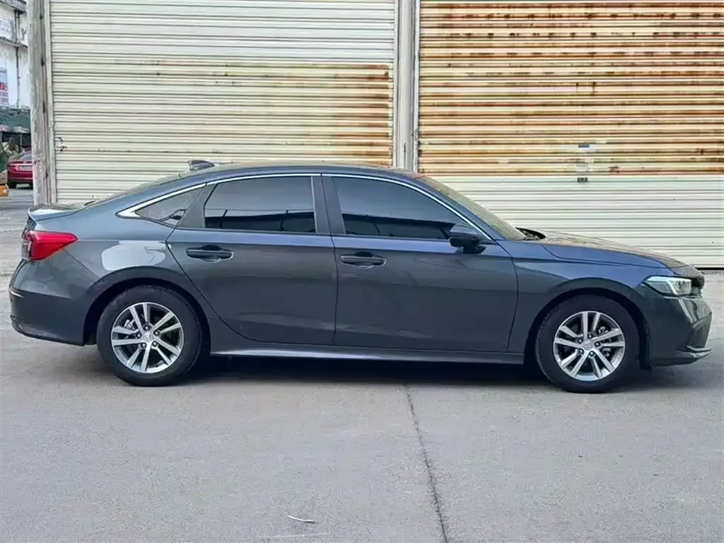 Honda Civic — фото 5
