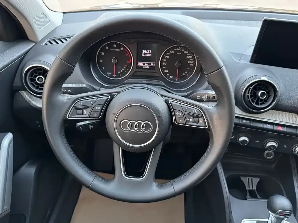Audi Q2L 2021 из CN, фото 10