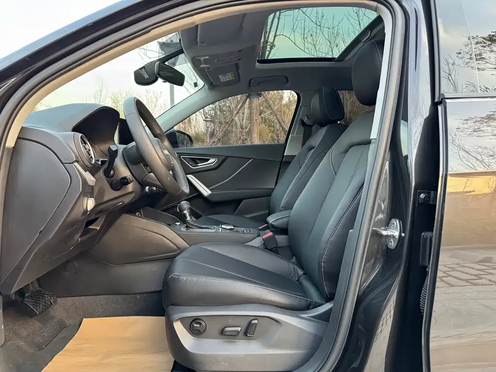 Audi Q2L 2021 из CN, фото 4