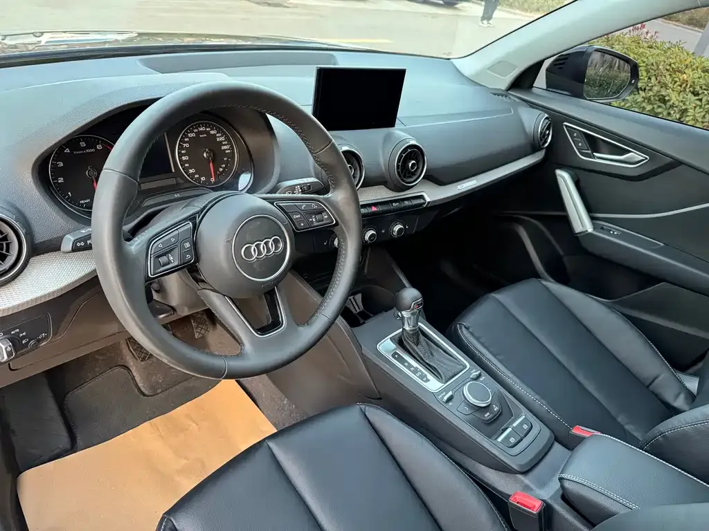 Audi Q2L 2021 из CN, фото 6