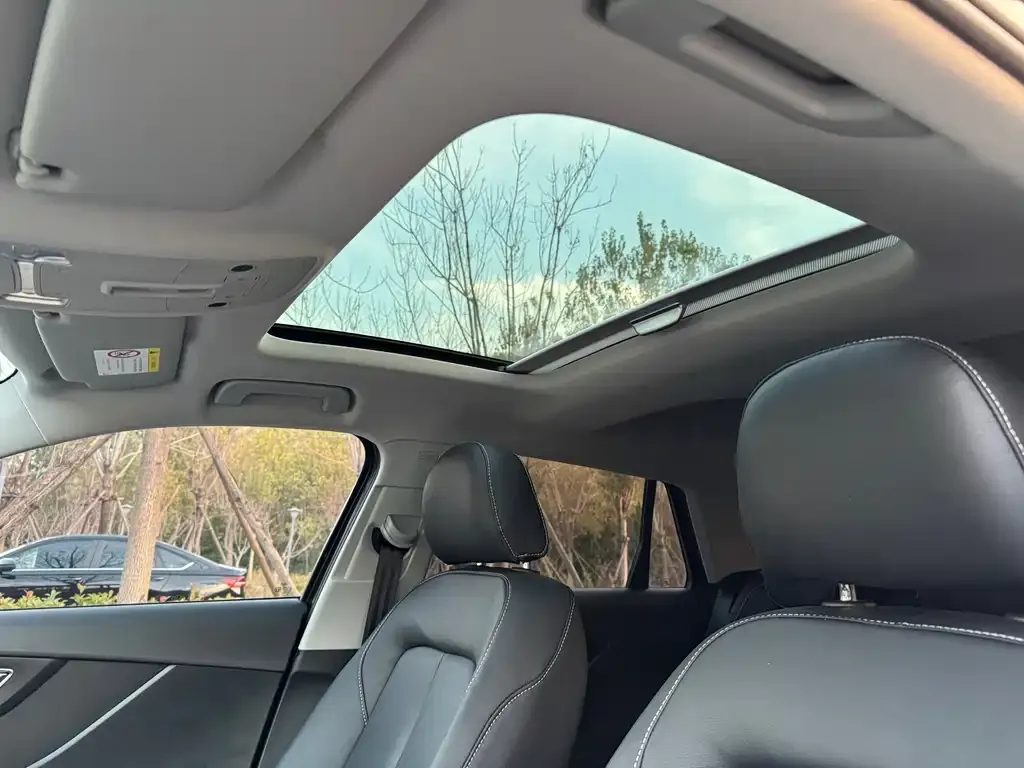 Audi Q2L 2021 из CN, фото 7
