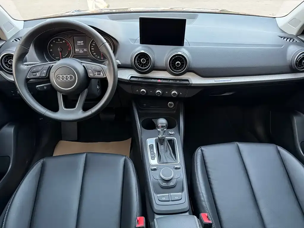 Audi Q2L 2021 из CN, фото 9