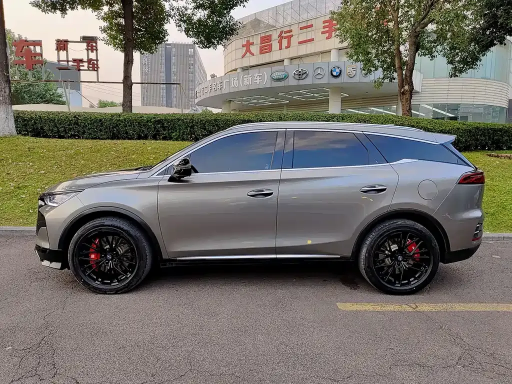 BYD Tang New Energy — фото 4