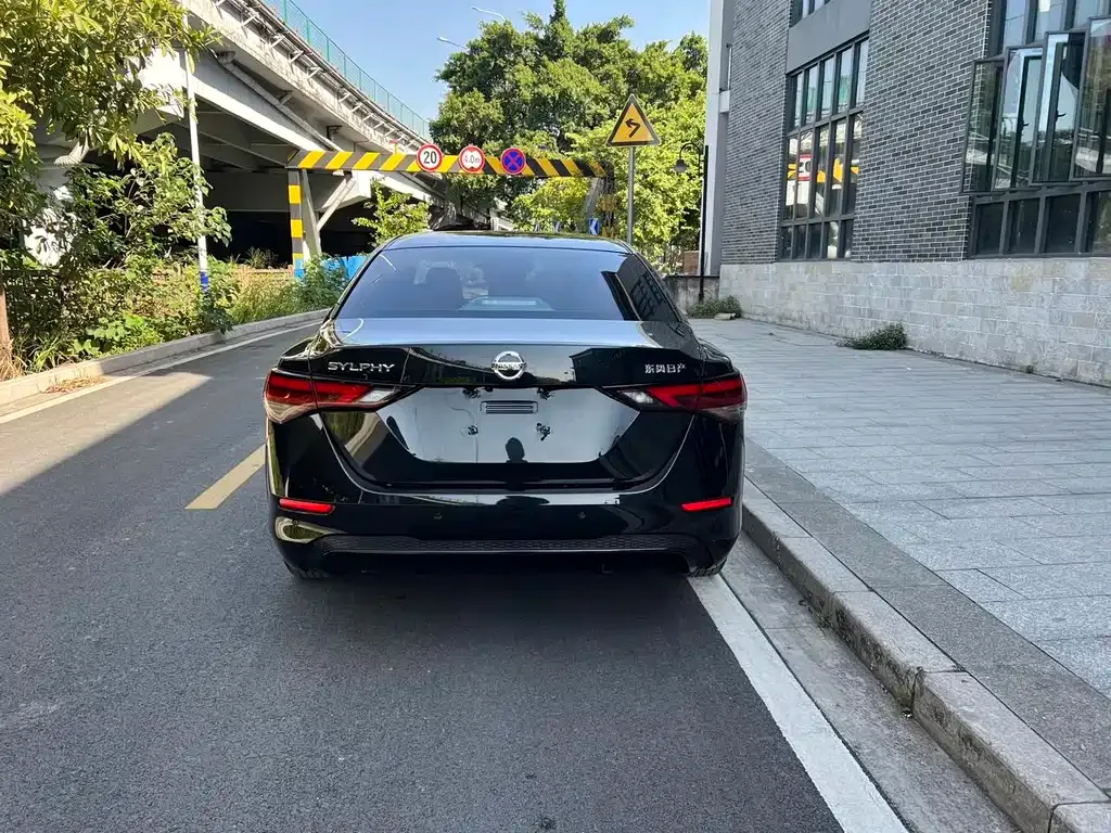 Nissan Sylphy 2022 из CN, фото 5