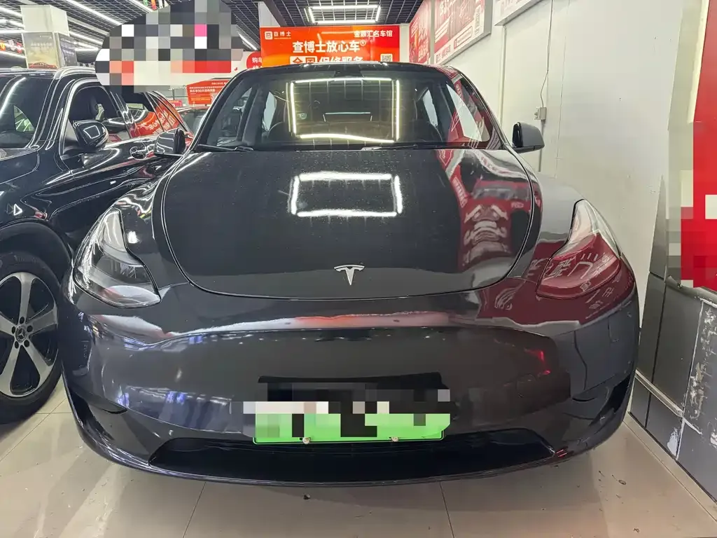 Tesla Model Y 2024 из CN, фото 2