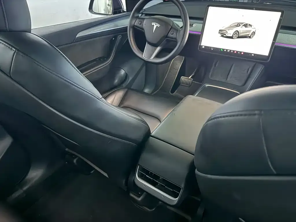 Tesla Model Y 2024 из CN, фото 6