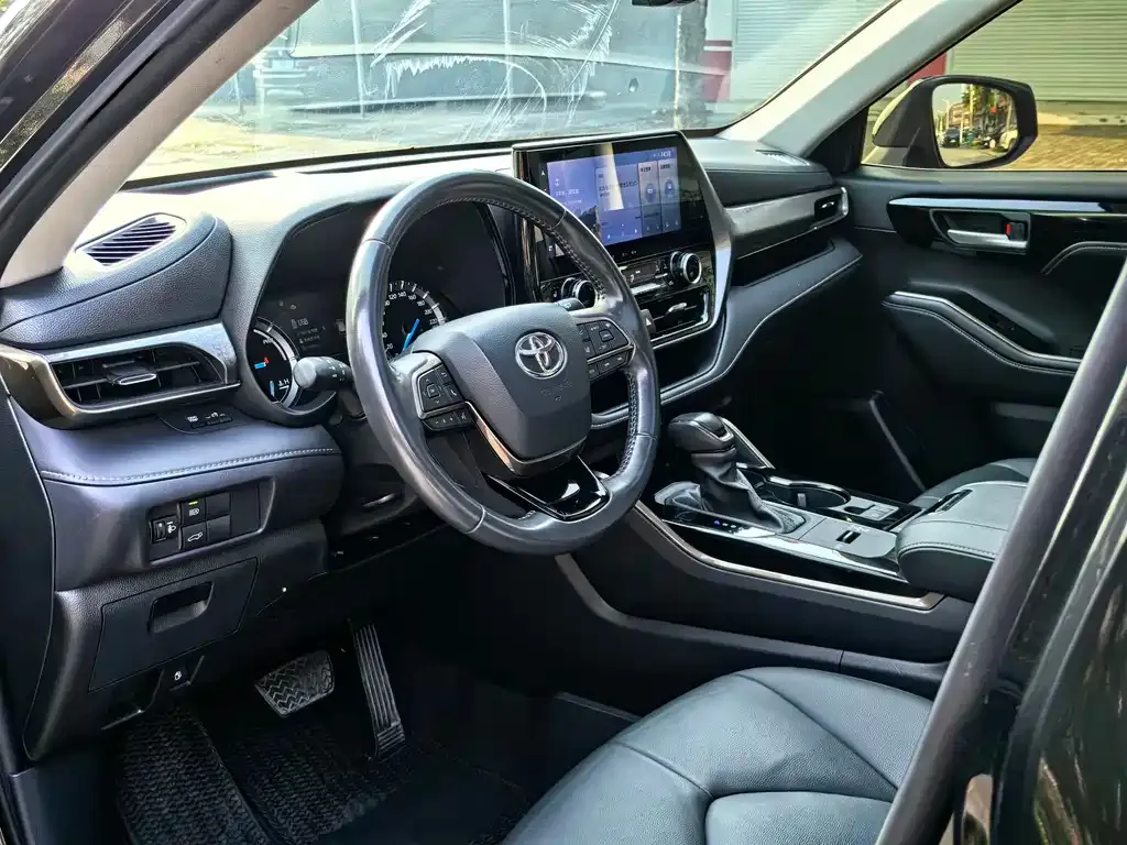 Toyota Highlander 2023 из CN, фото 7