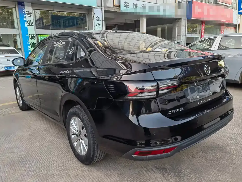 Volkswagen Lavida 2023 из CN, фото 4