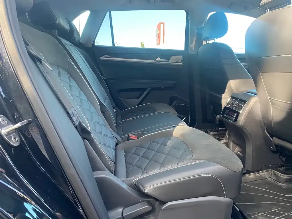 Volkswagen Teramont 2021 из CN, фото 9