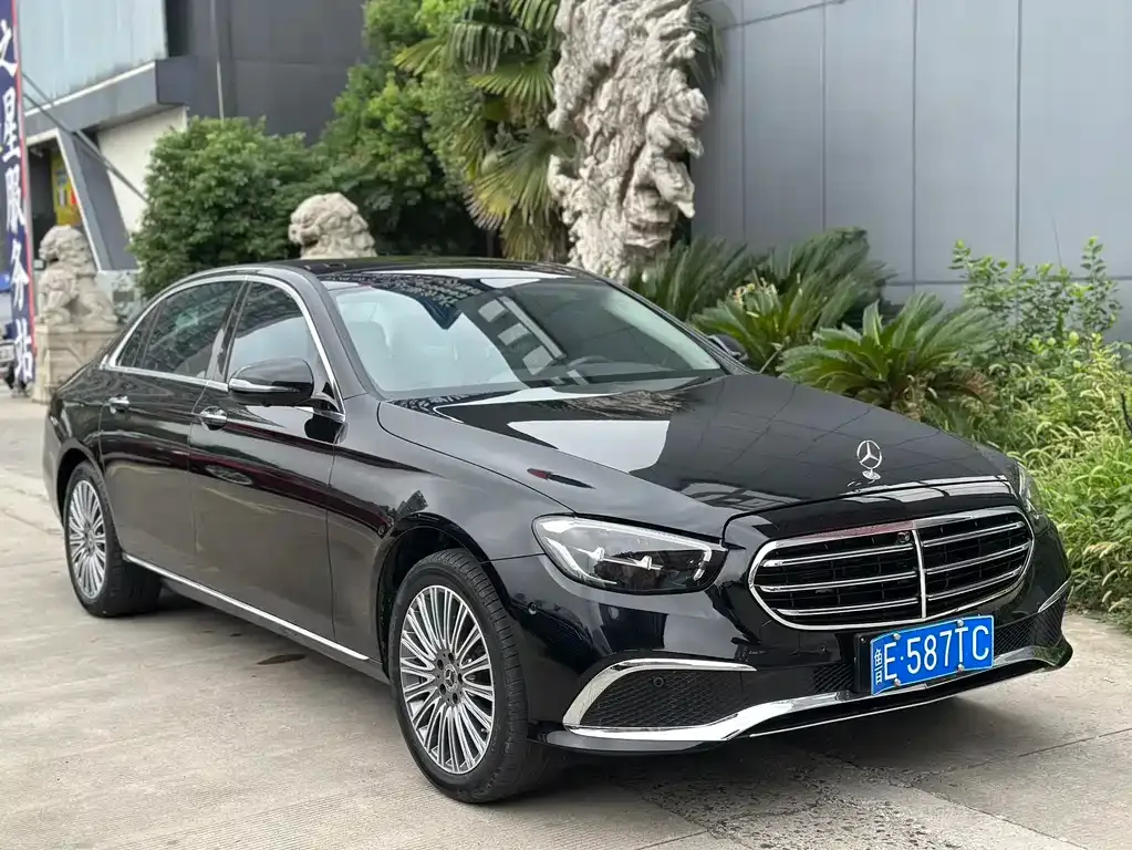 Mercedes-Benz E-Class 2023 из CN, фото 1