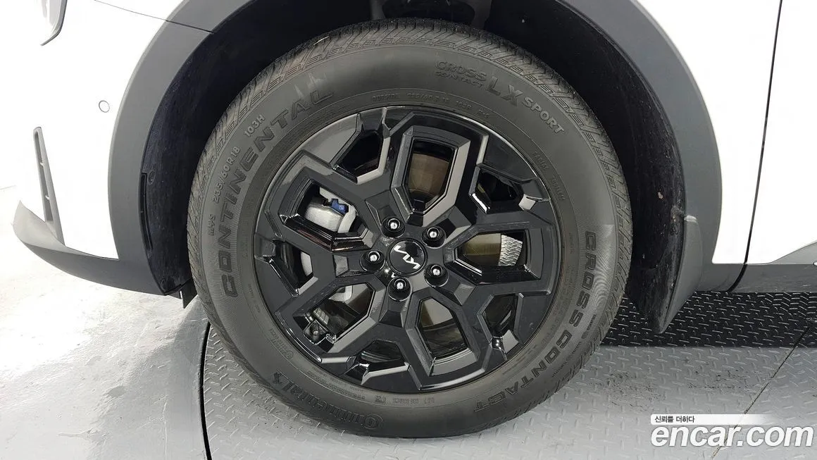 Kia Sorento — фото 5