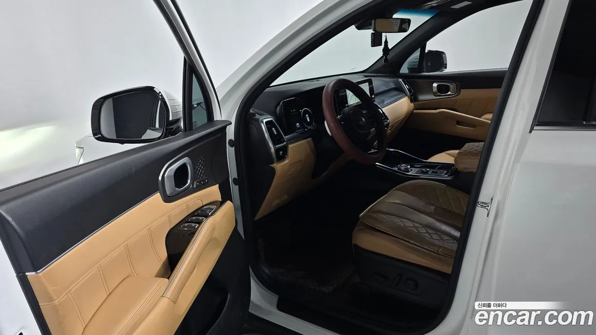 Kia Sorento — фото 10