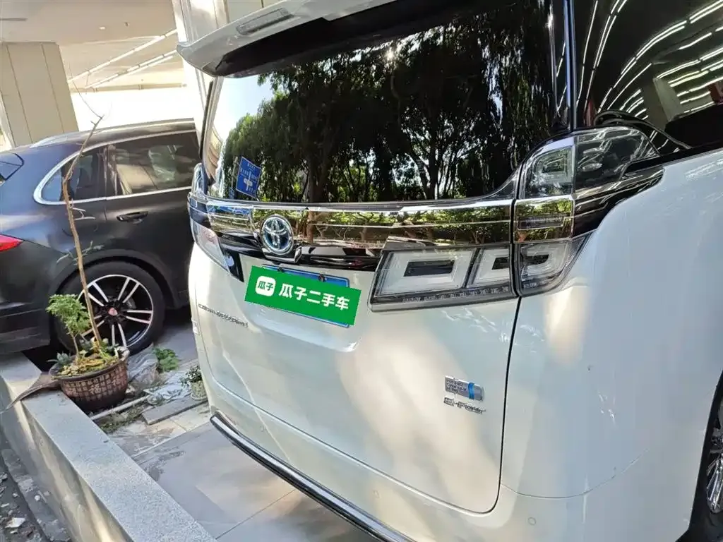 Toyota Vellfire 2022 из CN, фото 6