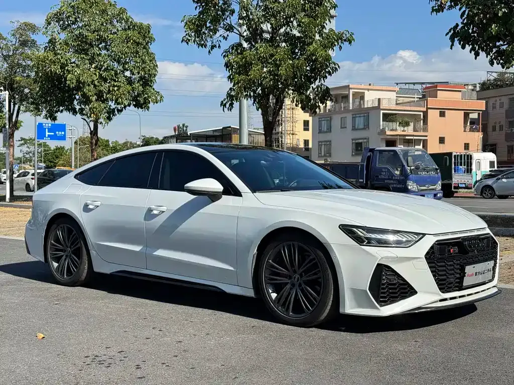 Audi A7 2023 из CN, фото 3