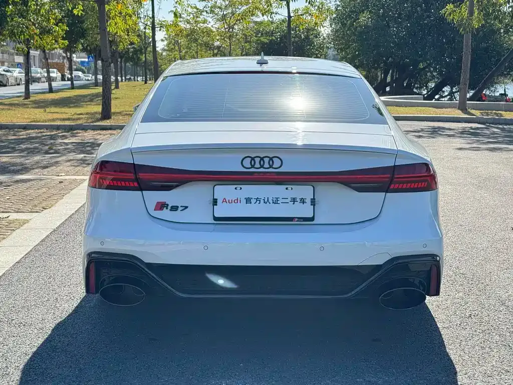 Audi A7 2023 из CN, фото 6