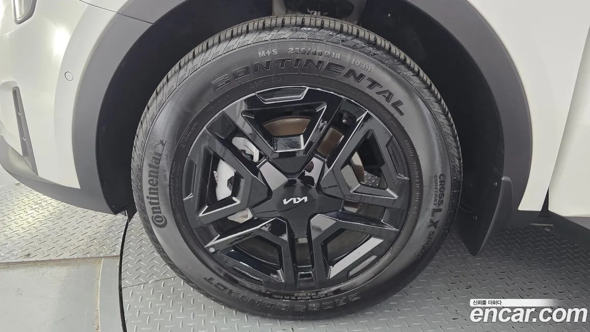 Kia Sorento — фото 5