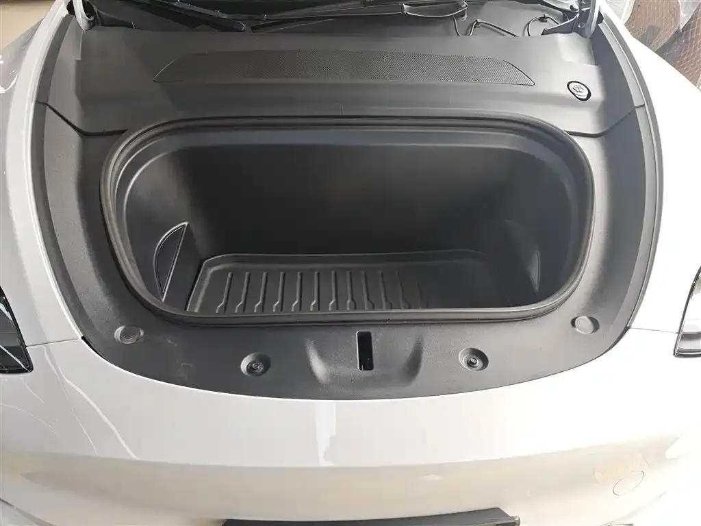 Tesla Model Y 2024 из CN, фото 10