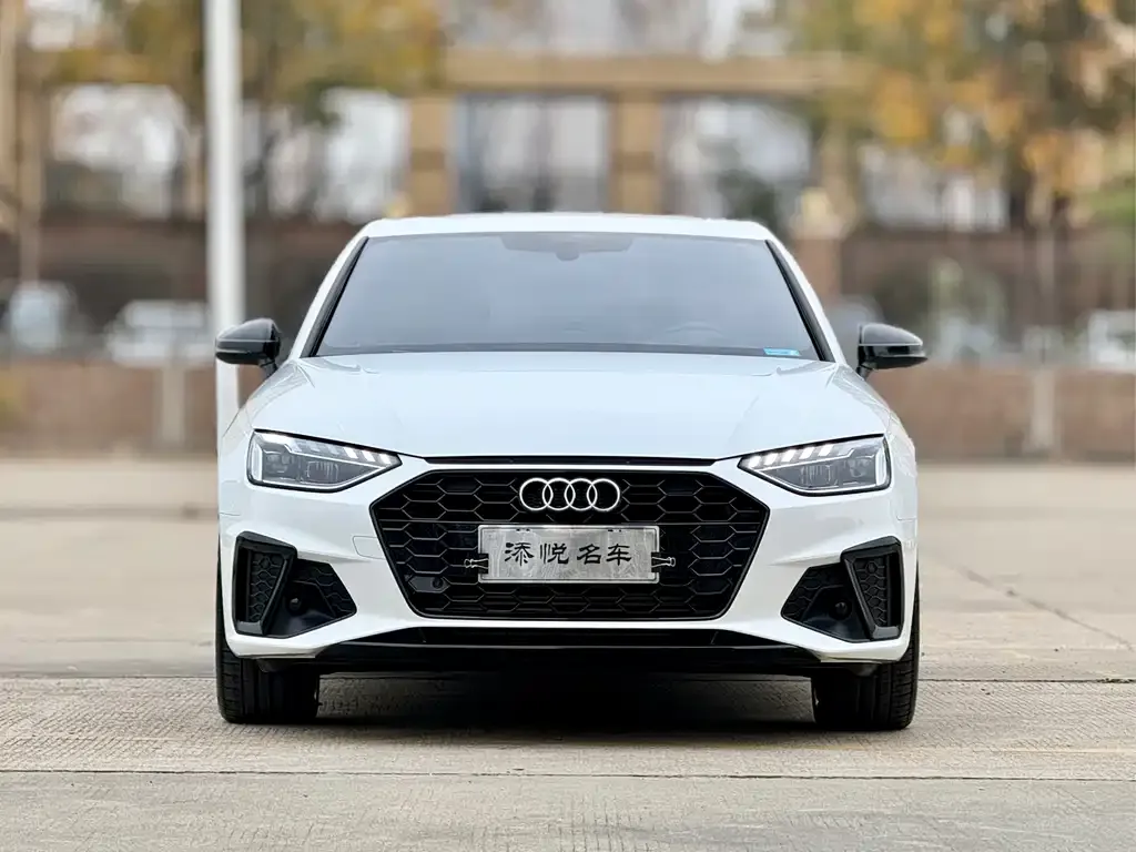 Audi A4L 2024 из CN, фото 1