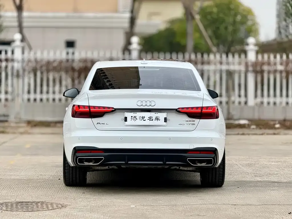 Audi A4L 2024 из CN, фото 9
