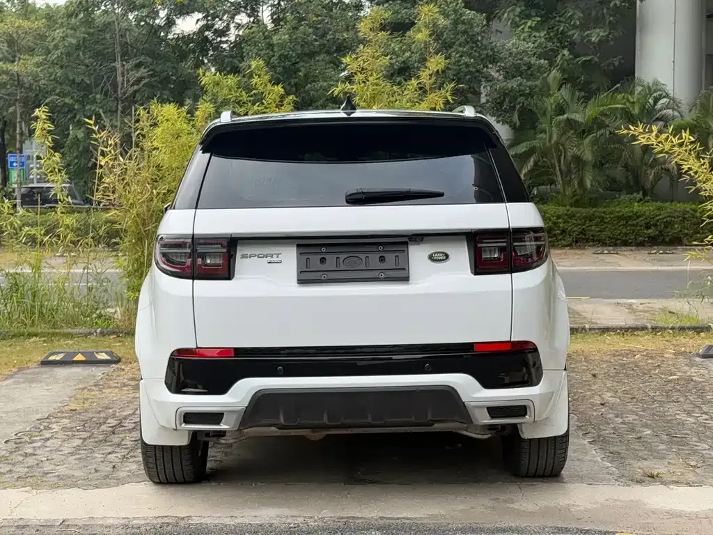 Land Rover Discovery Sport Hybrid 2022 из CN, фото 8
